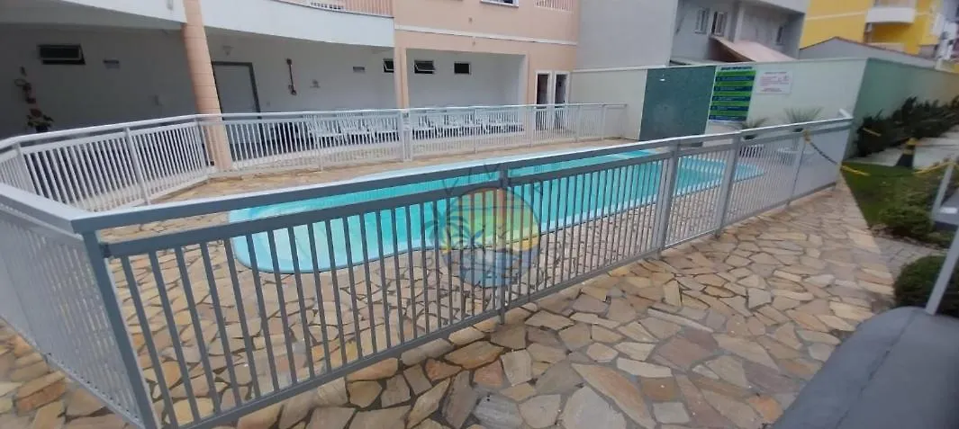 Apartamento No Centro Da Praia Com Piscina - Ap 80 Bombinhas