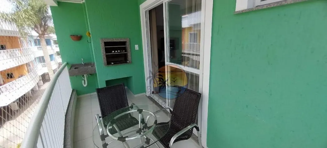 Apartamento No Centro Da Praia Com Piscina - Ap 80 Bombinhas
